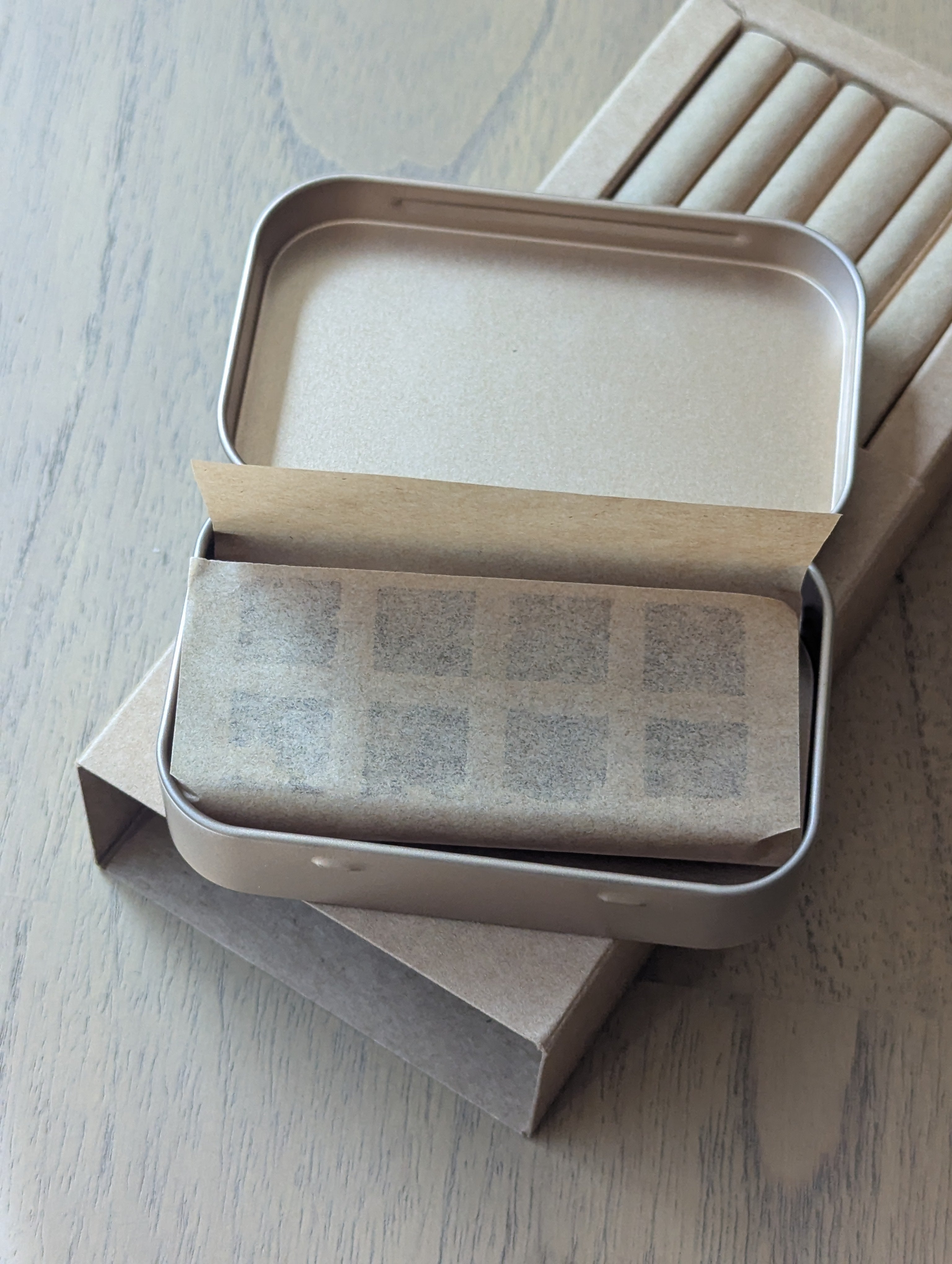Ginger Soothie Monthly Ritual  |  Carry Tin + Refill Box  |  8 Wraps / 64 Cubes